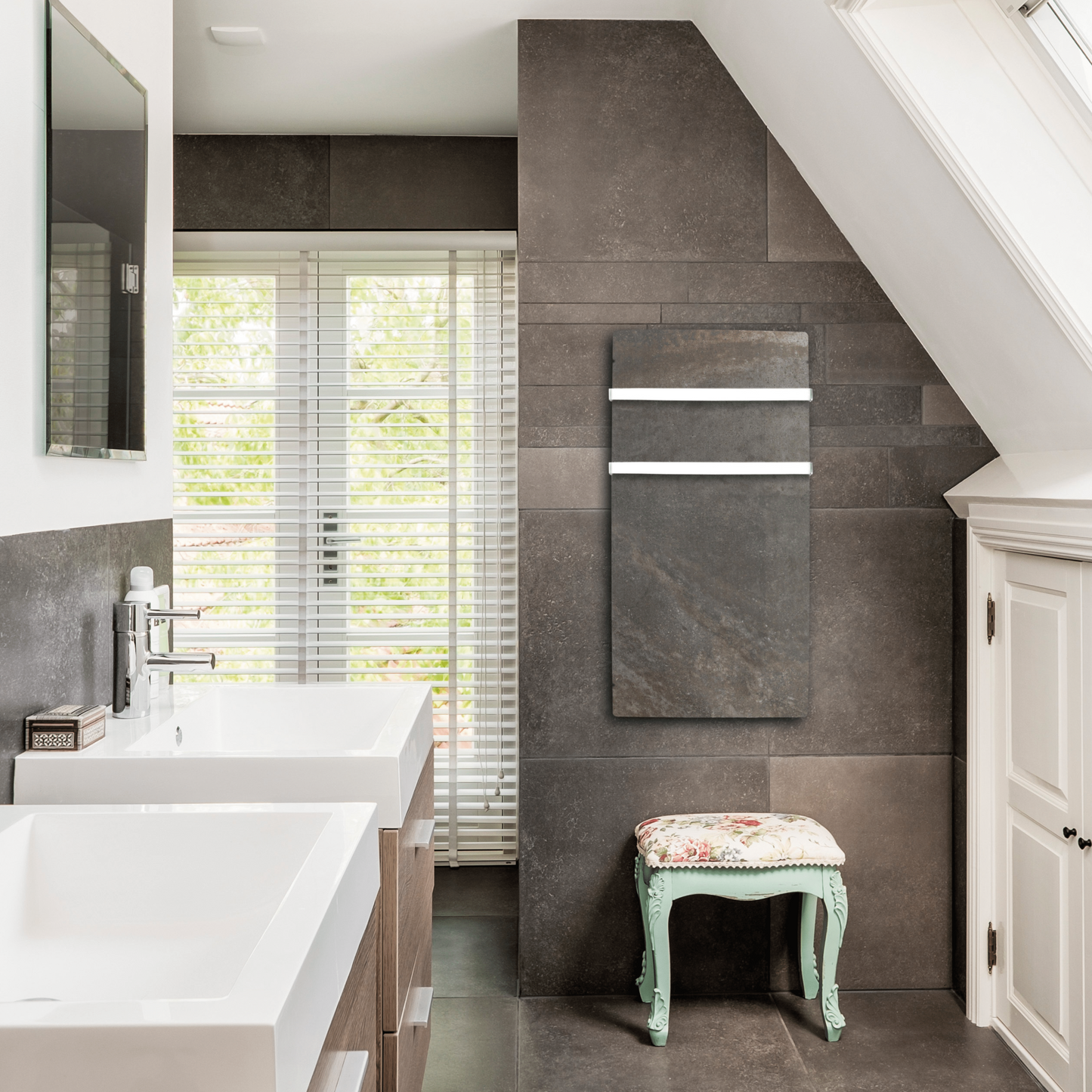 Climastar Slim BIG 800 Handtuchtrockner in Terra Limestone mit Stein-Design, 50 x 100 cm, ideal für Badezimmer.