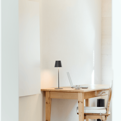 ecoheat Aura 550: Infrarotwärme auf Knopfdruck – stilvolle Heizlösung mit Funkempfänger für punktgenaue Wärme dort, wo du sie brauchst.