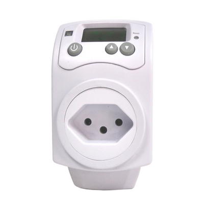 ecoheat DST Steckdosenthermostat mit klarem Menü, einfache Steuerung und grossem Display.