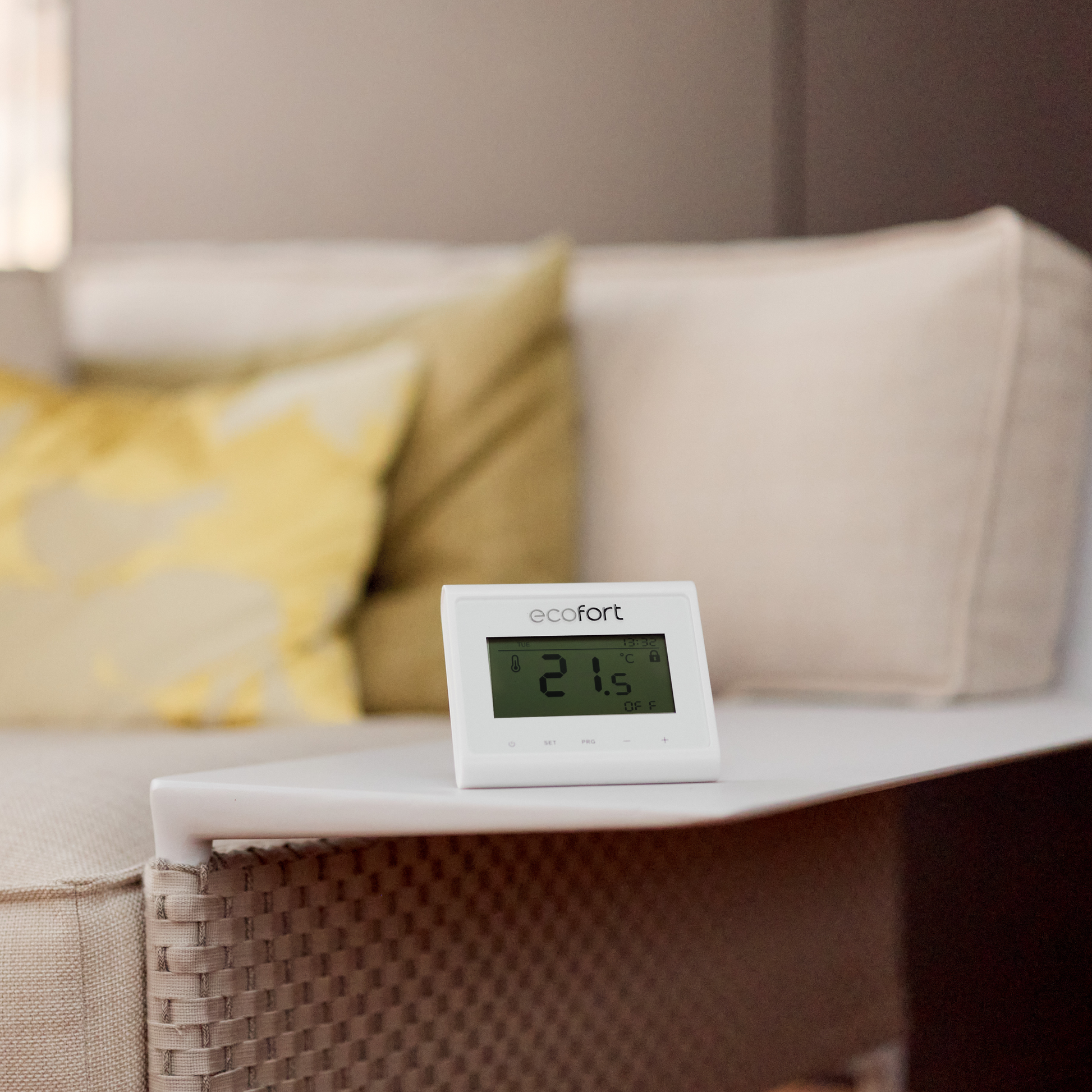 ecoheat Thermo-T: Programmierbare Heizung mit Funkverbindung für Classic-T und Hybrid-T Modelle.