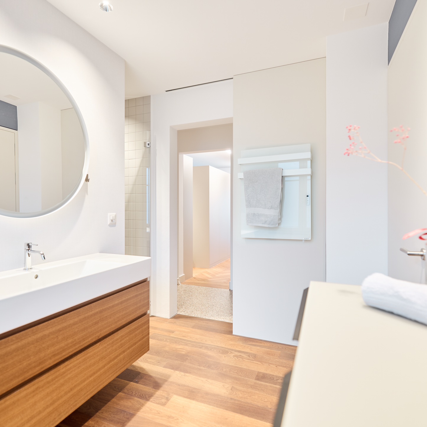 ﻿ecoq-bagno-700-weiss-infrarotheizungen