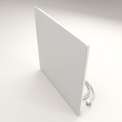 ZenSwiss Deluxe Infrarotpanel 260W in matt weiss, 54 cm x 54 cm, an der Decke montiert.