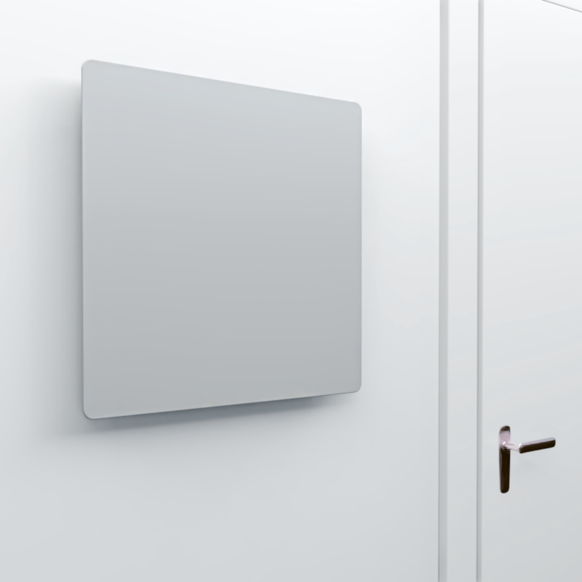 Niedrigenergie-Infrarotheizung von ZenSwiss mit elegantem Matt-Weiss-Design, 54 cm x 54 cm.